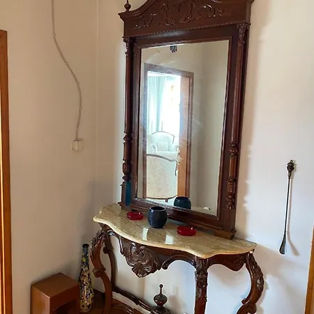 شقة Merkezde Sahil Bandinda Bahriye Ucok Yaninda 3+1 Daire